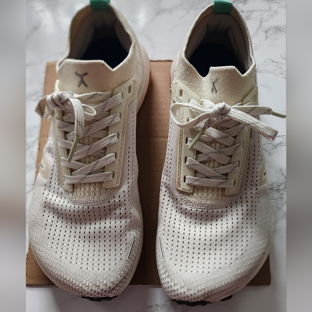 Flux Adapt Trail Runner Shoes